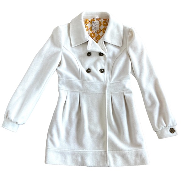 Tulle White Double Breasted Coat - Picture 1 of 3